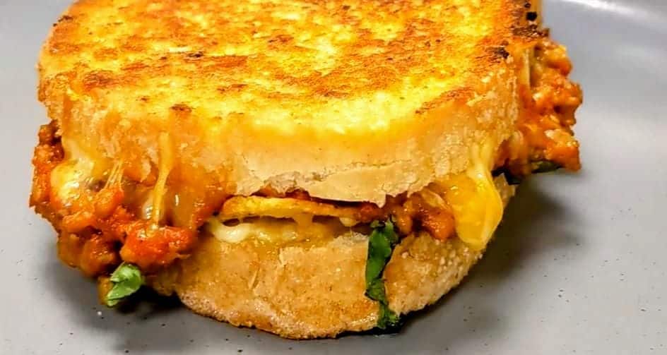 this is how you make a delicious nacho grilled cheese with hot sauce